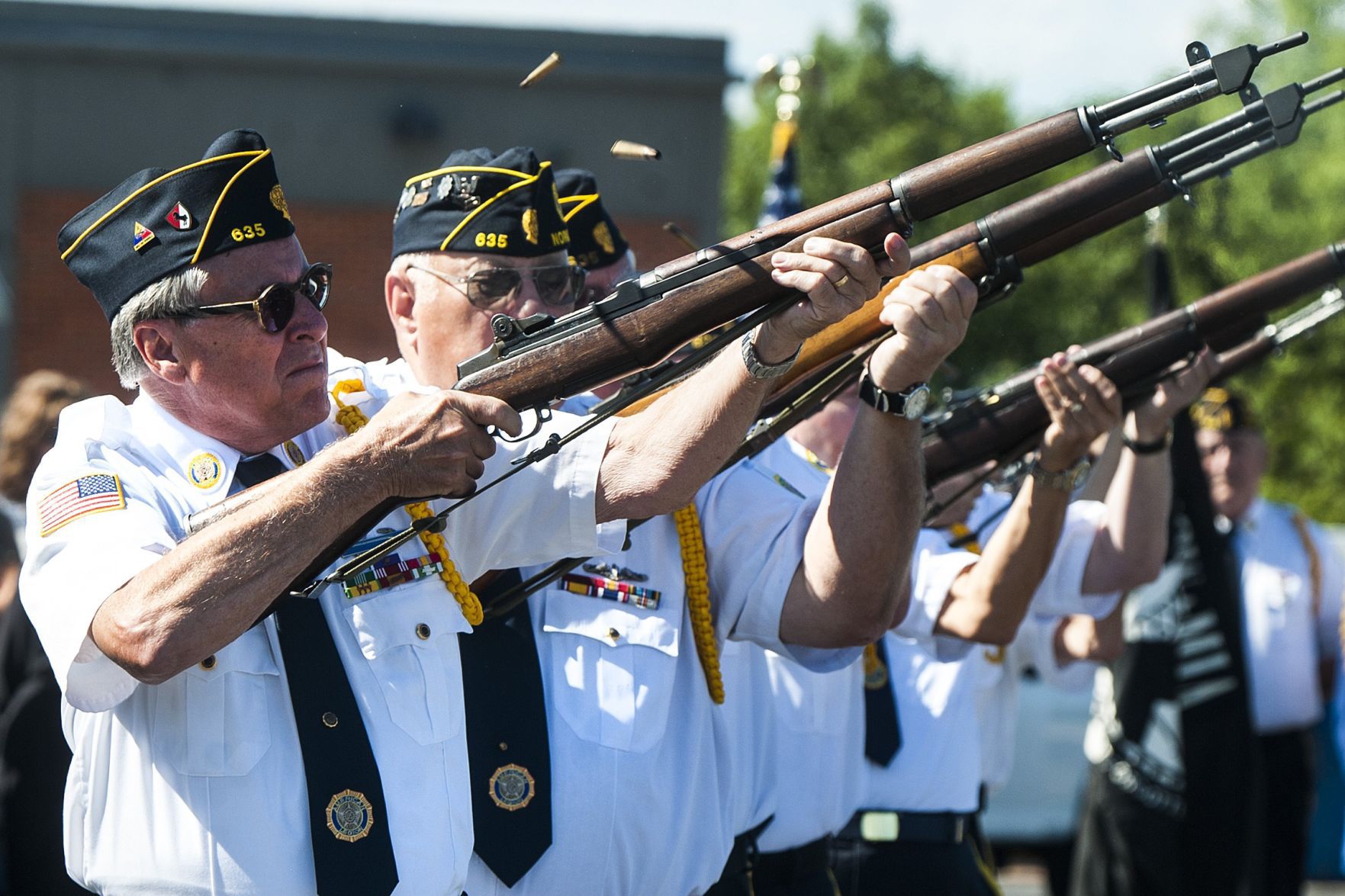 061117-blm-loc-2honorguard
